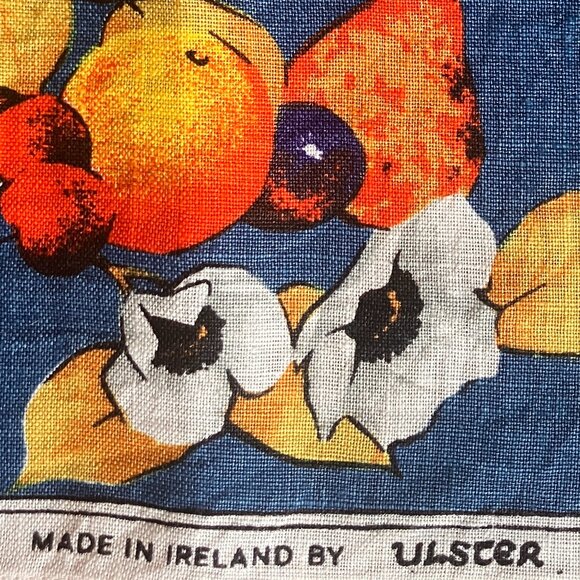 Ulster Irish Linen Tea Towels x 2 - Vintage Kitsch Tea Towel Wine, Nuts, Fruits - Picture 5 of 12